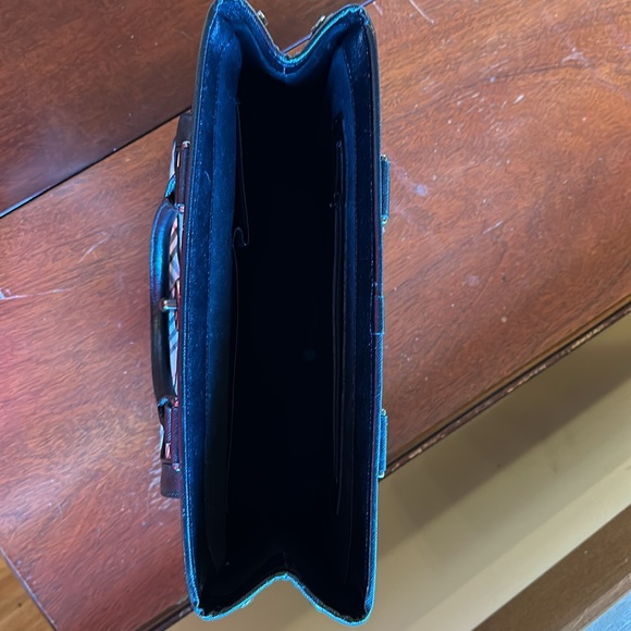 Burberry Nova Check Satchel in Excellent Condition - Picture 4 of 10